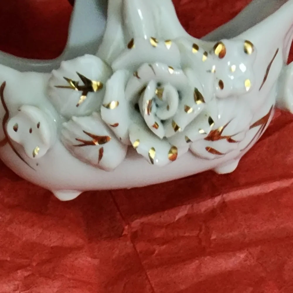 🧺 🌹 Mini basket ceramic decor item - Picture 5 of 7